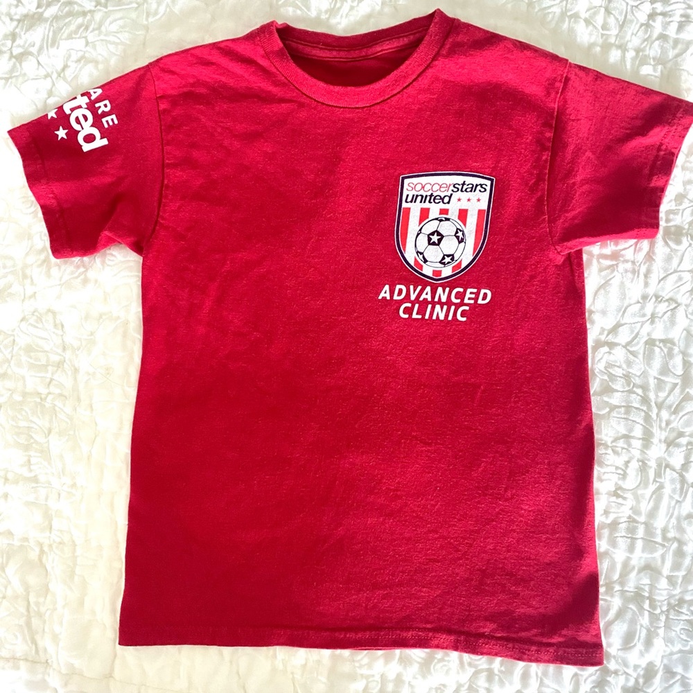 ⚽️Boys “Soccer Stars United” Advanced Clinic T-Shirt SZ S